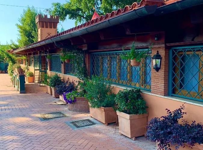 La Vecchia Torre" A Pochi Minuti Dal Gemelli Gasthof 4*