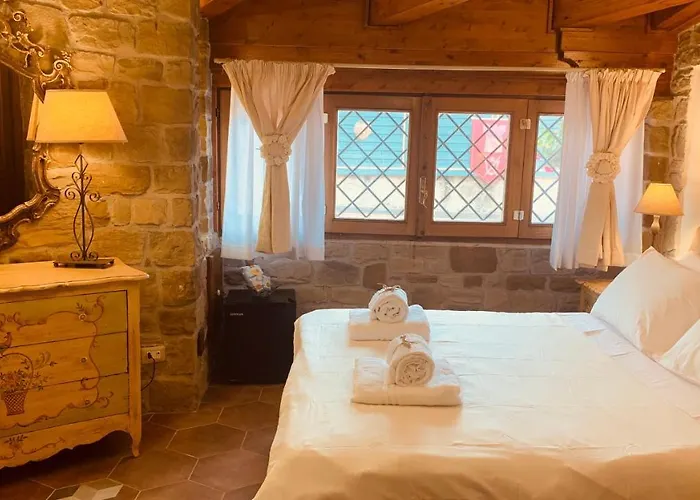 Gasthof La Vecchia Torre" A Pochi Minuti Dal Gemelli
